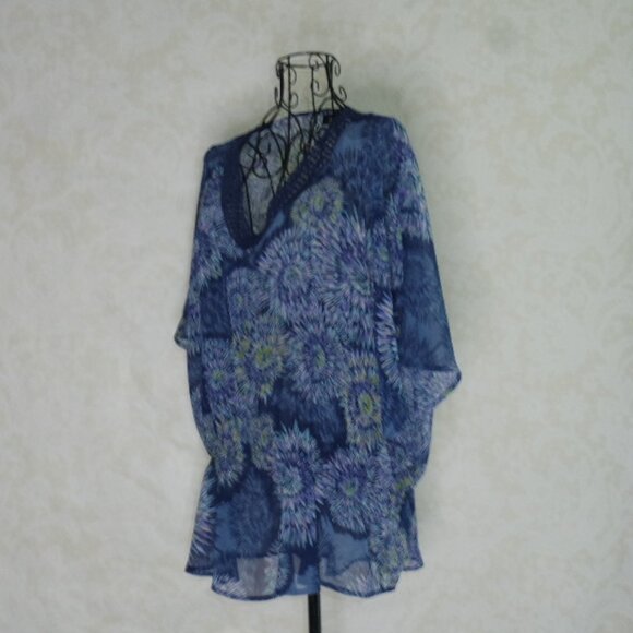 A.N.A Blue MultiColor Flower SunBurst Print Sheer PXL - Picture 5 of 15